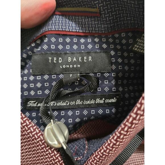 NWOT Ted Baker Mens Button up Dress Shirt Size XSMALL Burgundy Heavy Material - Picture 3 of 5